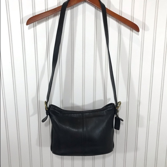 Coach Handbags - Coach Vintage Black Leather Worth Bag K6M 4143